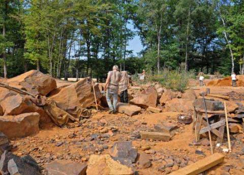 Chantiers de jeunes bénévoles : attention aux arnaques !